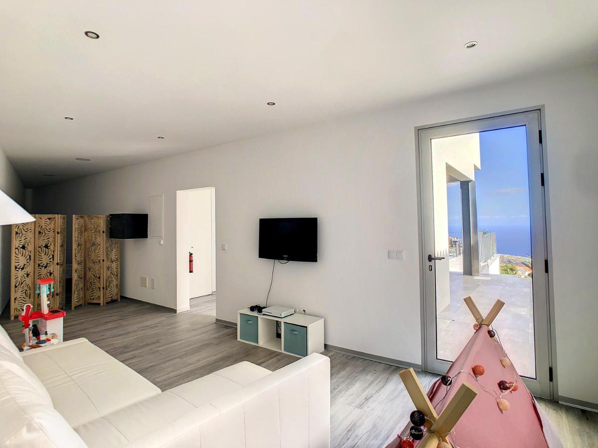 Villa Piece Of Heaven By Lovelystay Estreito Da Calheta Экстерьер фото